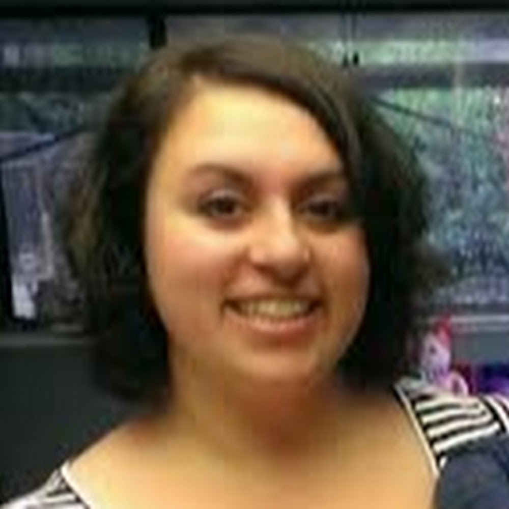 Meet your Posher, Shaira